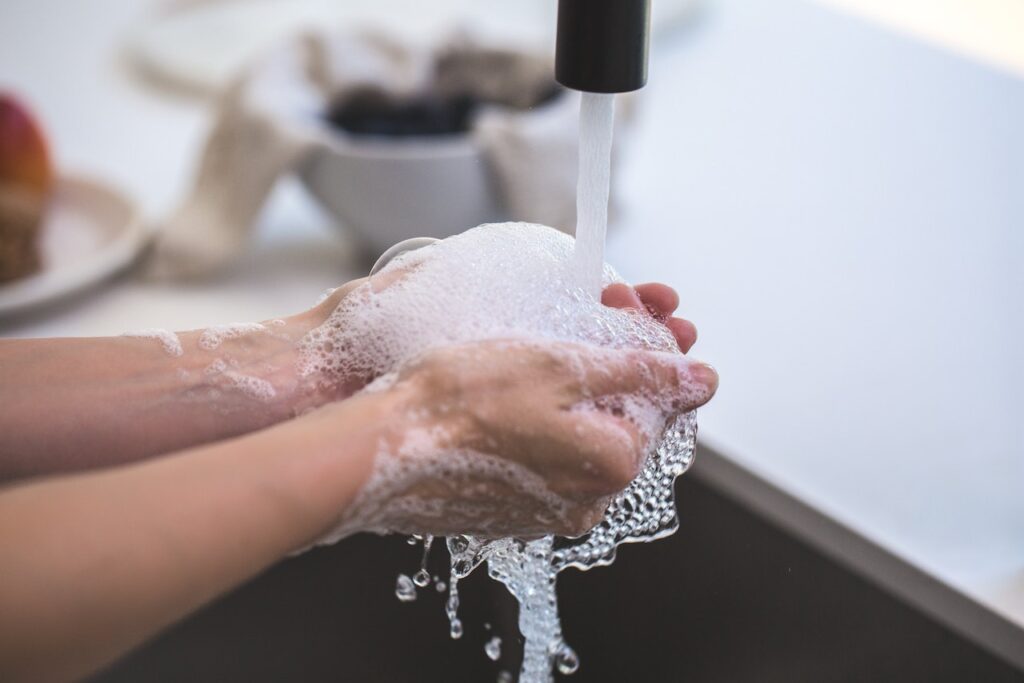 wash hands